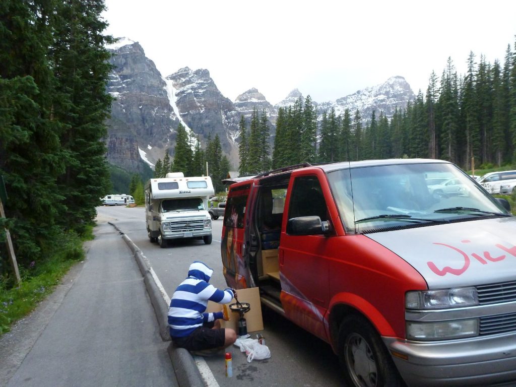 243 Kochen beim Lake Moraine