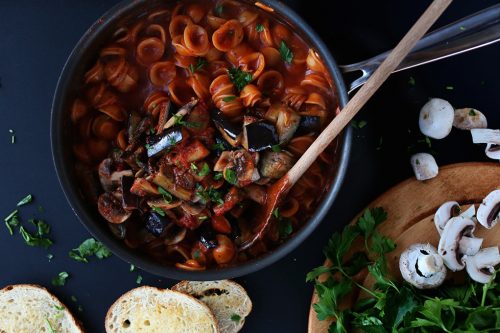 VEGAN-ONE-POT-ORECCHIETTE-PASTA-MINIMALISTBAKER.COM-VEGAN