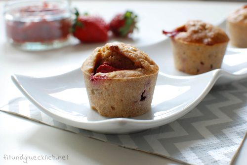 Die besten Erdbeer-Rhabarber-Muffins