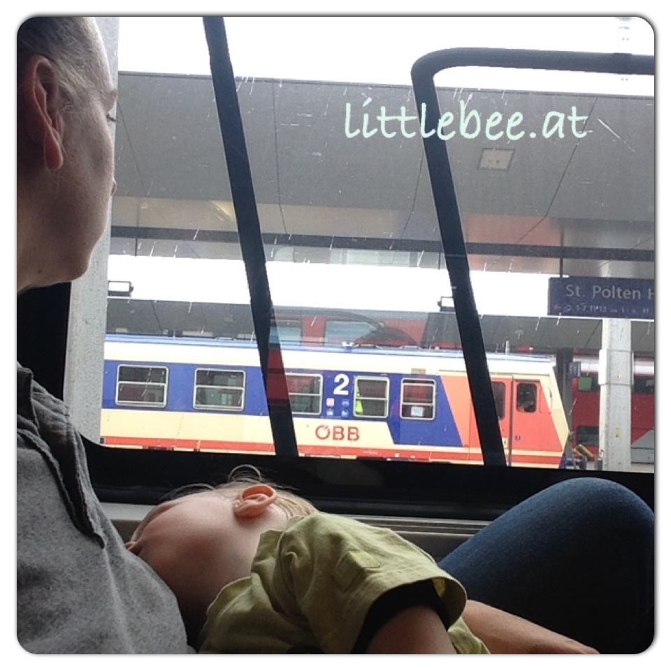 Kind im Zug - Reisen mit Kind