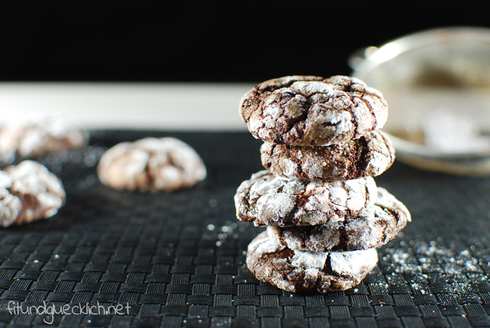 Chocolate Crinkle Cookies