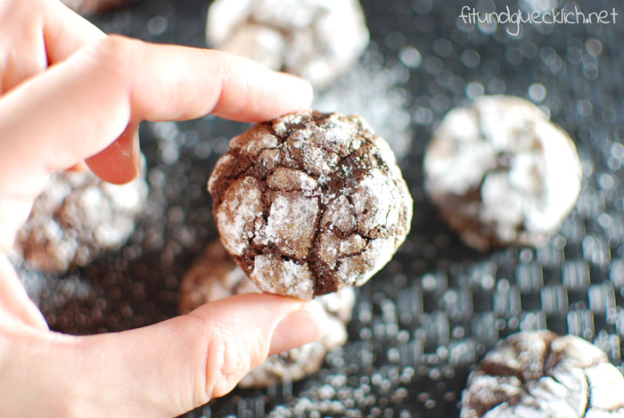 Chocolate Crinkle Cookies