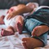Schlafenszeit mit Baby und Kleinkind, Fotocredit: Isaac del Toro auf Unsplash